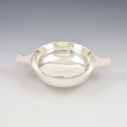 Large Antique Edwardian Sterling Silver Quaich