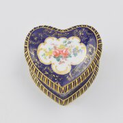Rare Edwardian Royal Crown Derby Heart Shape Box
