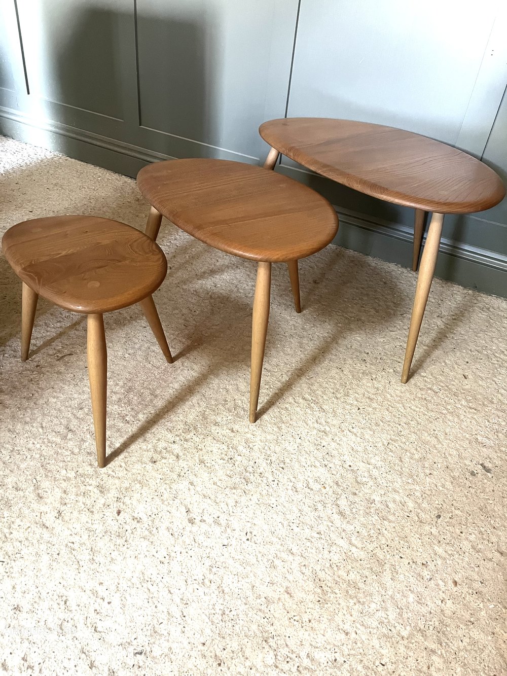 Antiques Atlas Vintage Ercol Pebble Tables Blonde Model 354 as1161a009