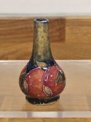 Very Rare Moorcroft Pomegranate Tradesmans Sample