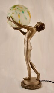 Superb And Stylish Art Deco Lady Table Lamp