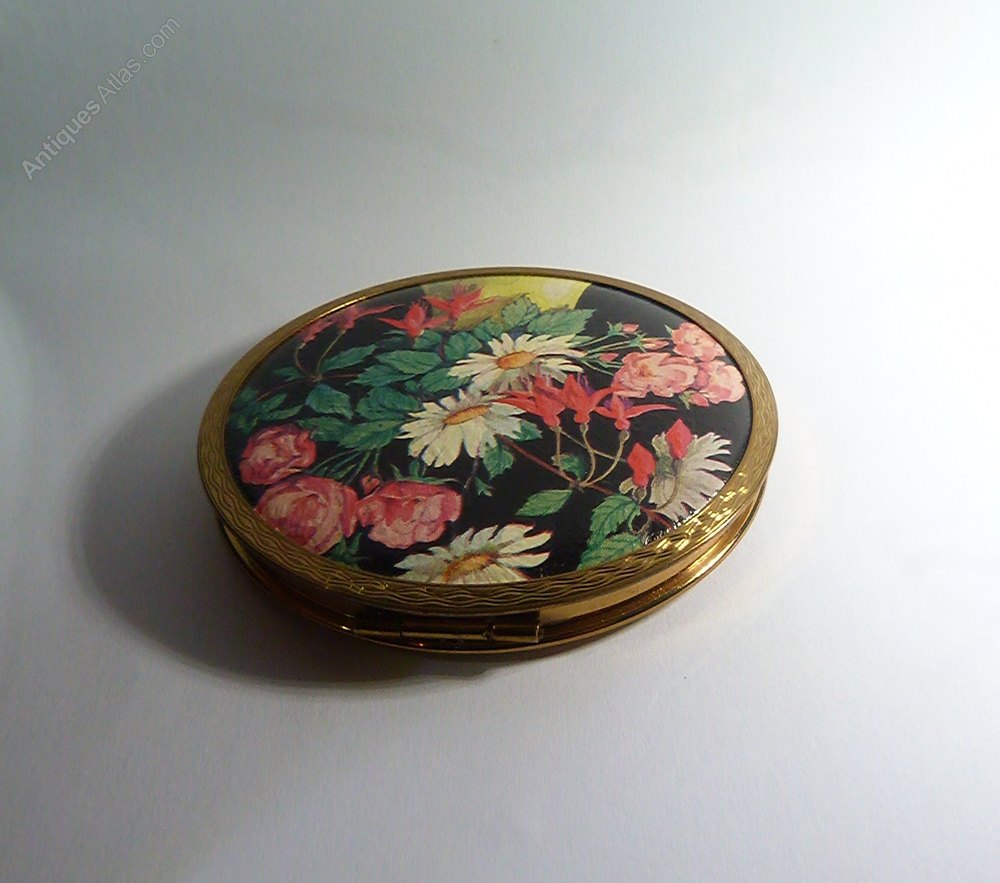 Antiques Atlas - Rare Stratton Compact / 12th Wedding Gift For Her