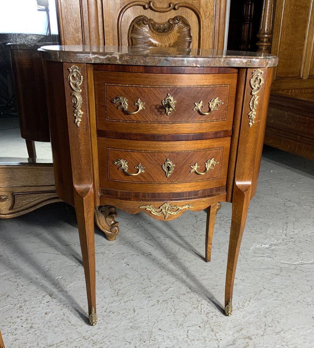 Pair Of French Bedside With Kidney Shaped Antiques Atlas