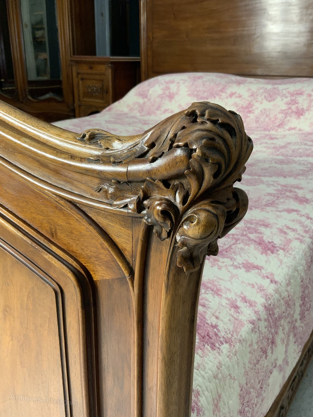 Stunning French King Bed With Matching Antiques Atlas