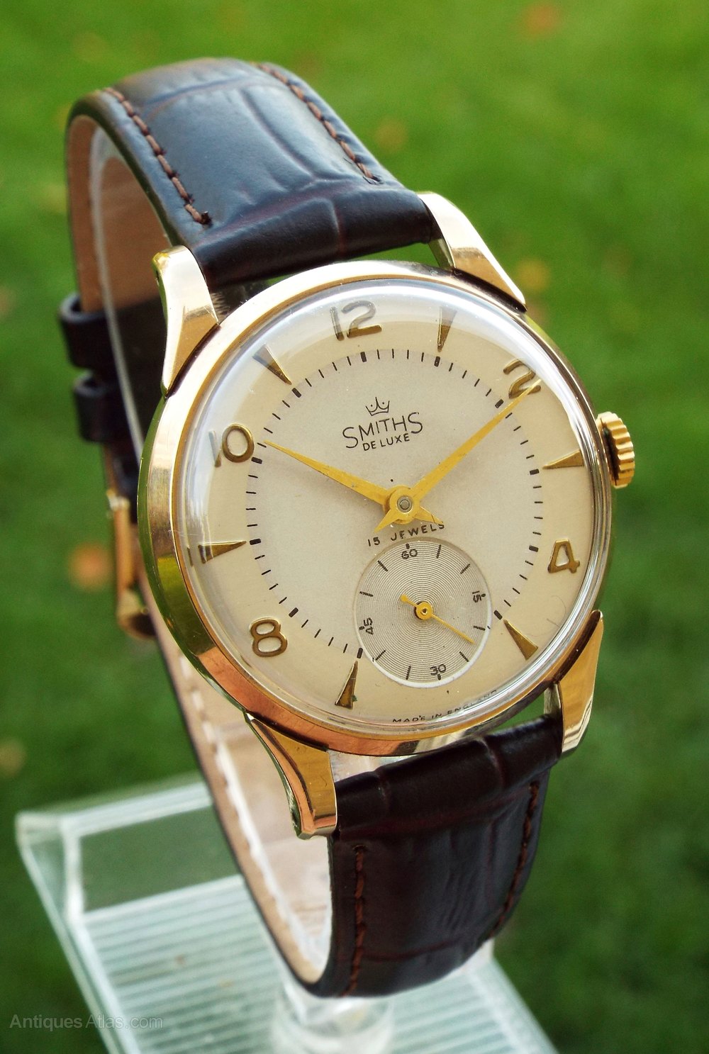 Antiques Atlas Gents 9ct Gold Smiths De Luxe Wristwatch, 1955 as170a4888