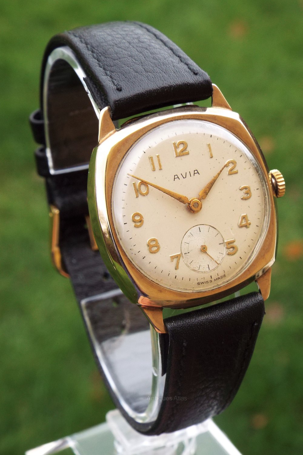 Antiques Atlas Midsize 9ct Gold Avia Cushion Cased Wrist Watch