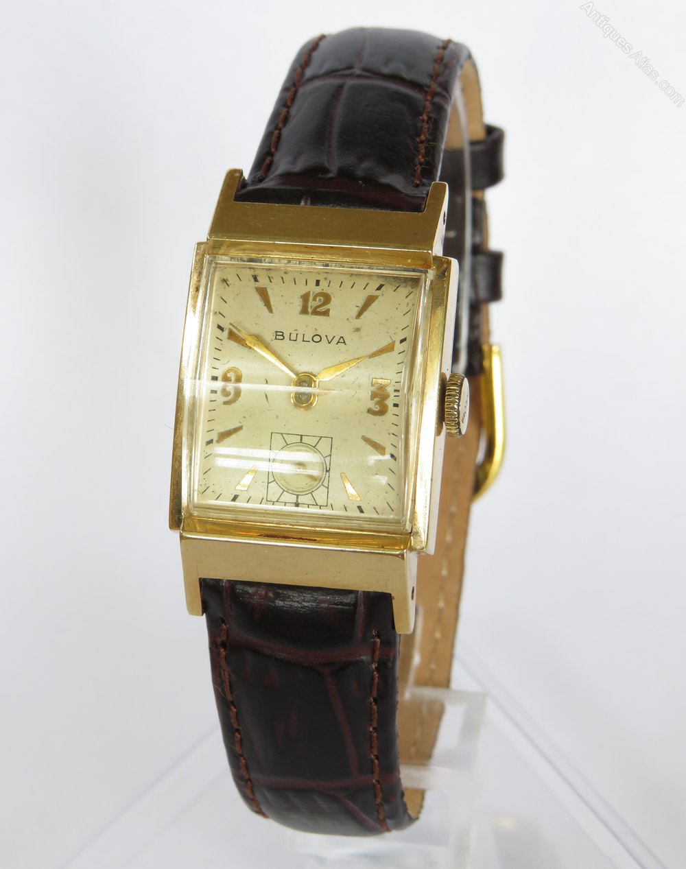 Antiques Atlas - Mid-size Bulova Wrist Watch, 1948 as170a9568