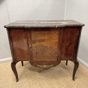 Early 19th Century Commode With Doors