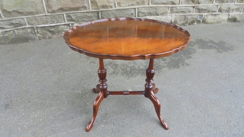 Antique Mahogany Coffee Table Antiques Atlas Antique Mahogany Coffee Table