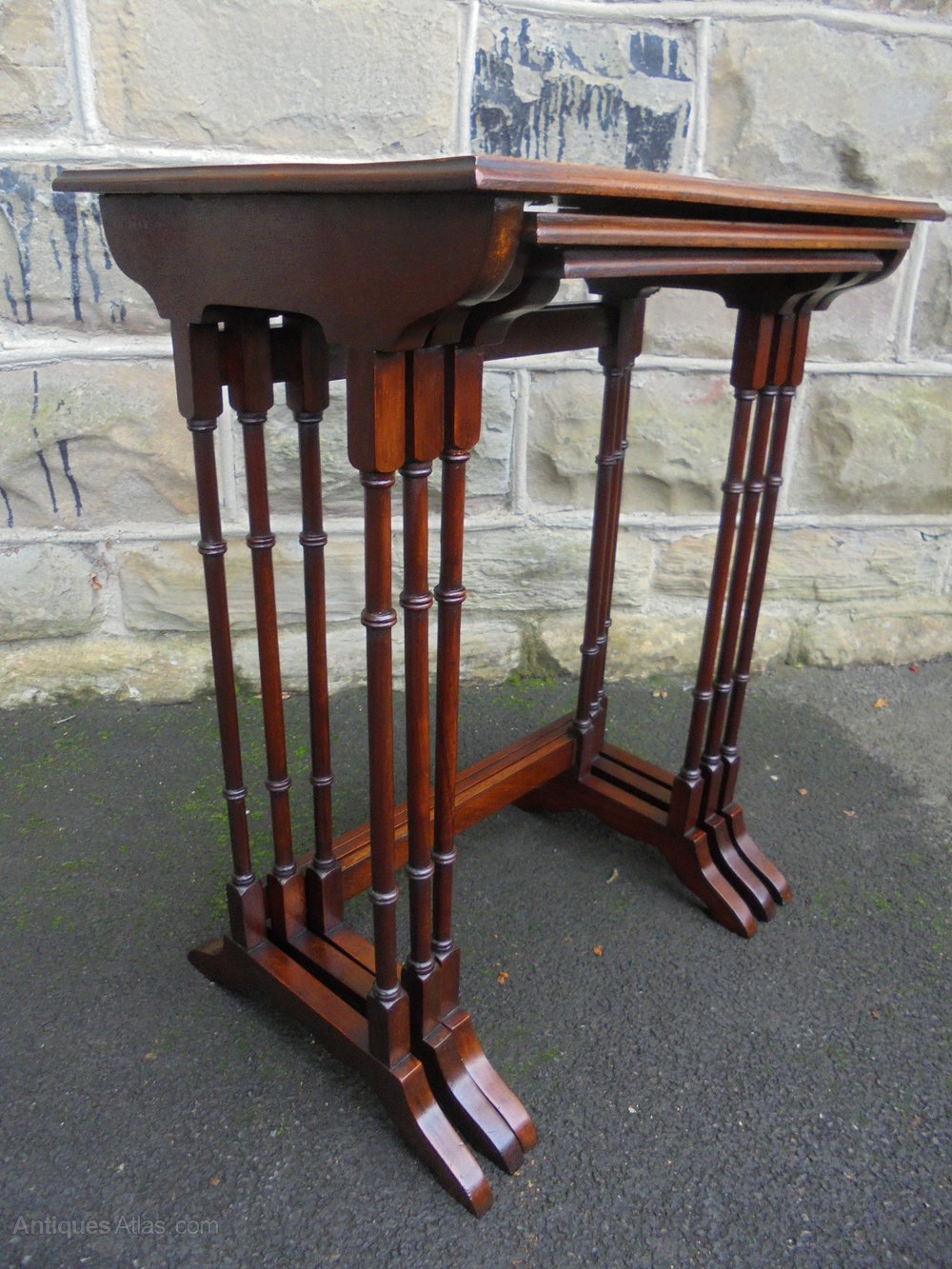 Antique Mahogany Nest 3 Coffee Tables Antiques Atlas