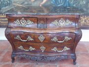 Chest Of Drawers Bombe Walnut 1730 
