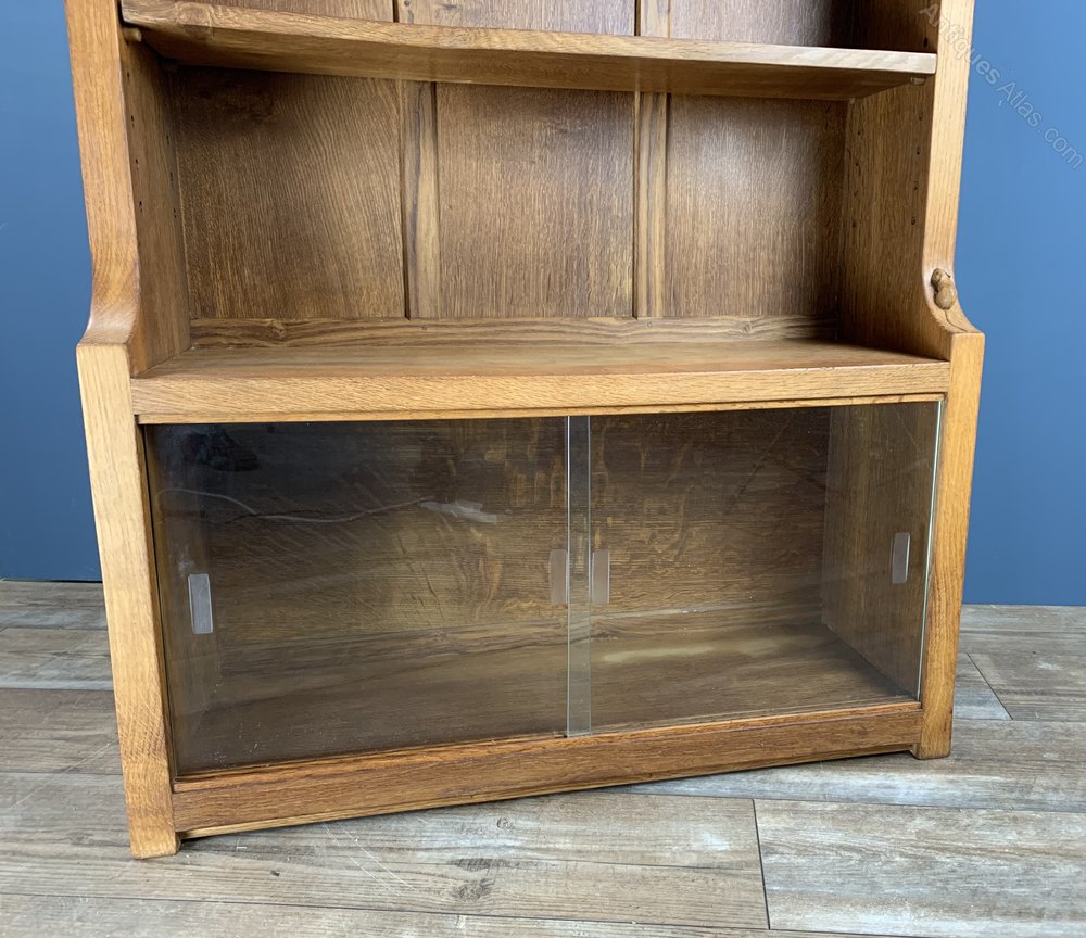 Antiques Atlas Robert Thompson ‘Mouseman’ Oak Bookcase