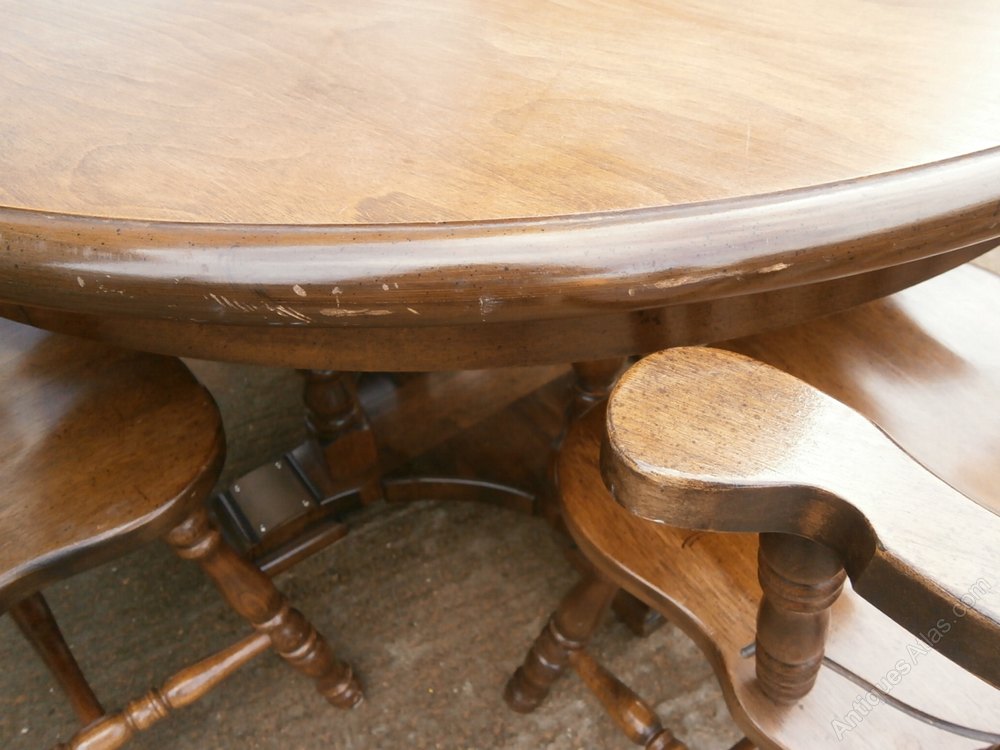 Antiques Atlas Vintage Oak Round Table 4 Captains Chairs Photos Vintage Oak Round Table 4 Captains Chairs