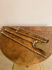 Quality Antique Edwardian Set Of Brass Fire Irons 