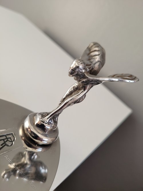 Rolls_Royce_Silver_Lady_Spirit