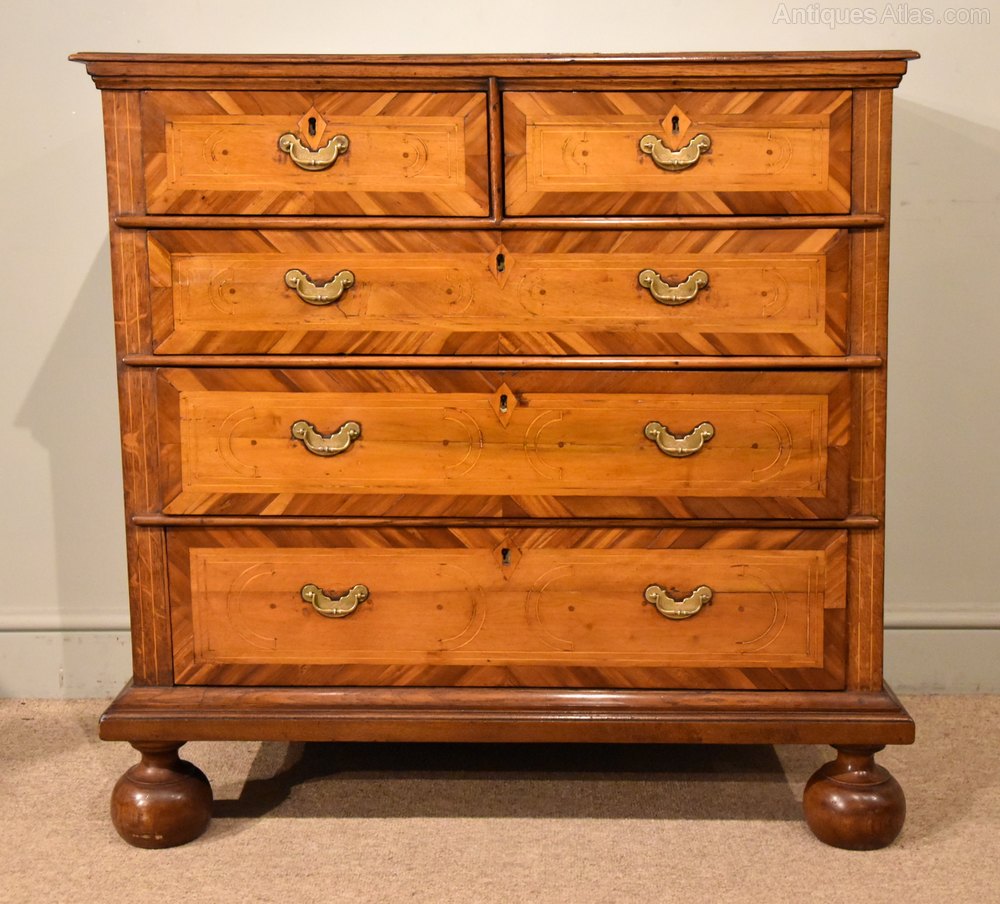 William And Mary Period Oak Chest Of Drawers as331a4145 / WH8167 ...