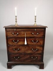 George III Cuban Mahogany Bachelors Chest C.1770
