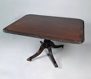 ‘Gillows’ George III Mahogany Dining Table C. 1790