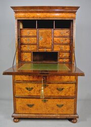Queen Anne Mulberry And Walnut Scriptor C. 1700