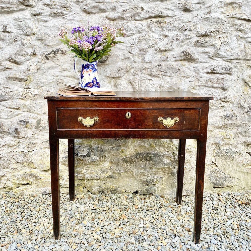 Small 18thC Welsh Oak Side Table Antiques Atlas
