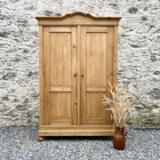 Small Victorian Pine Wardrobe 