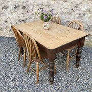 Stunning Farmhouse Kitchen Dining Table Seats Six