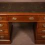A Good Quality Pedestal Desk in Oak