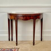 18th C Hepplewhite Mahogany Tea Table
