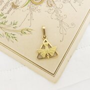Bird Design Pendant Marked 18k