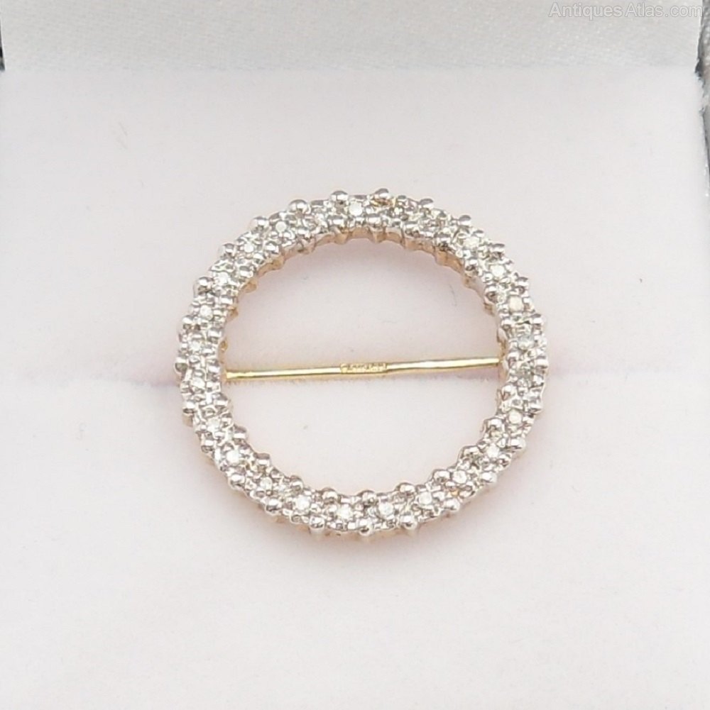 Antiques Atlas Pretty Vintage 9ct Gold Diamond Set Circle Brooch