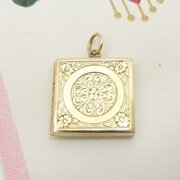 Vintage 9ct Gold Back & Front Square Locket C1920s