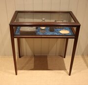 Mahogany Bijouterie Table