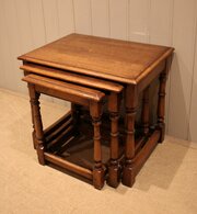 Oak Nest Of Three Tables