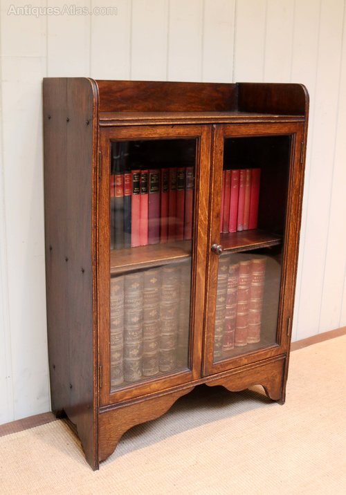 Small Oak Bookcase Antiques Atlas