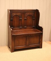 Solid Oak Settle