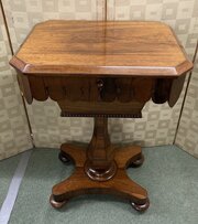 1820 / 40 Sewing Table