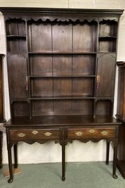 Georgian Dresser