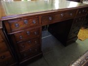 Victorian Mahogany Pedestal Desk 